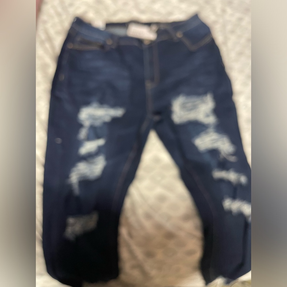 Rue 21 destruction jeans